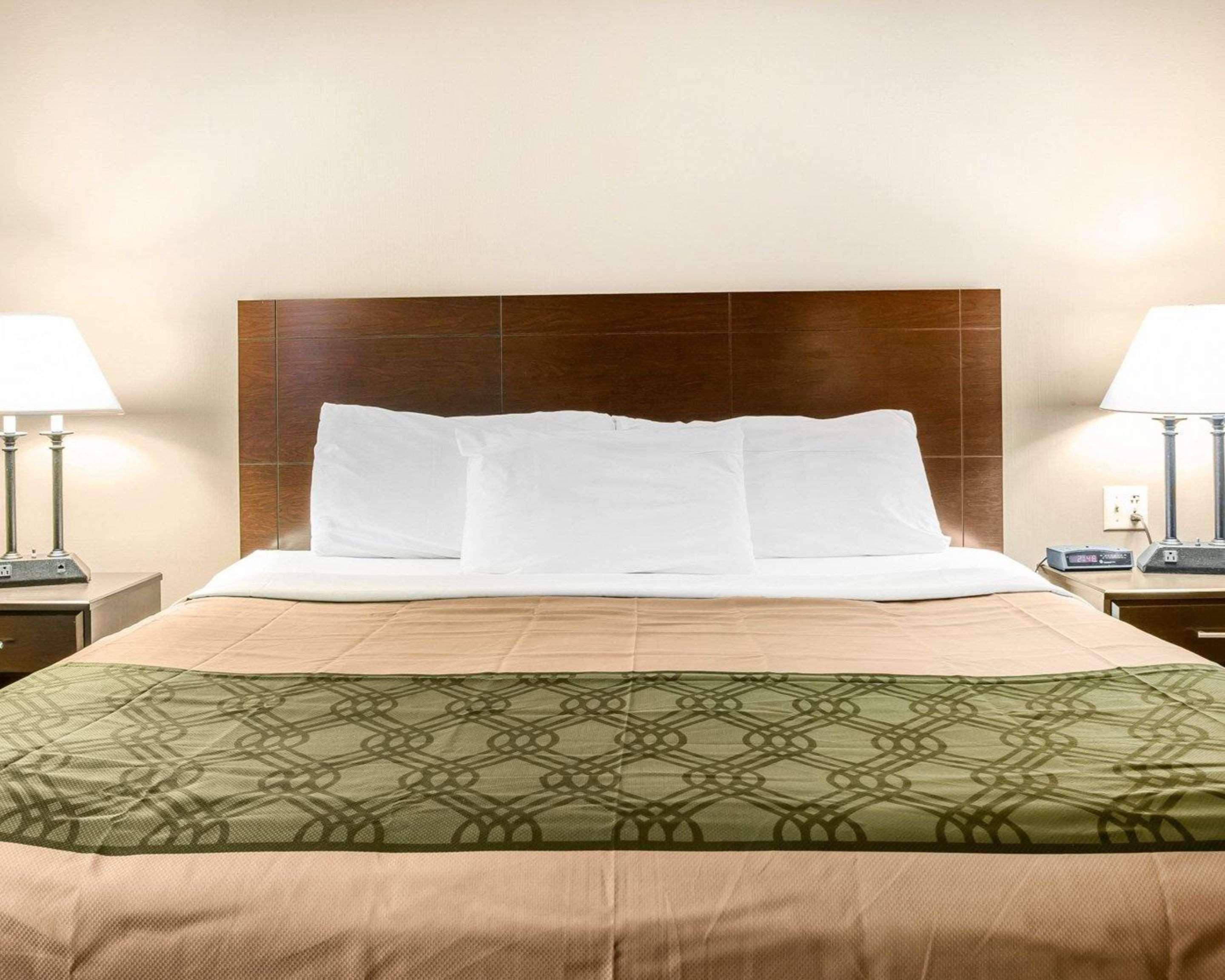 Quality Inn & Suites Munising Wetmore ภายนอก รูปภาพ