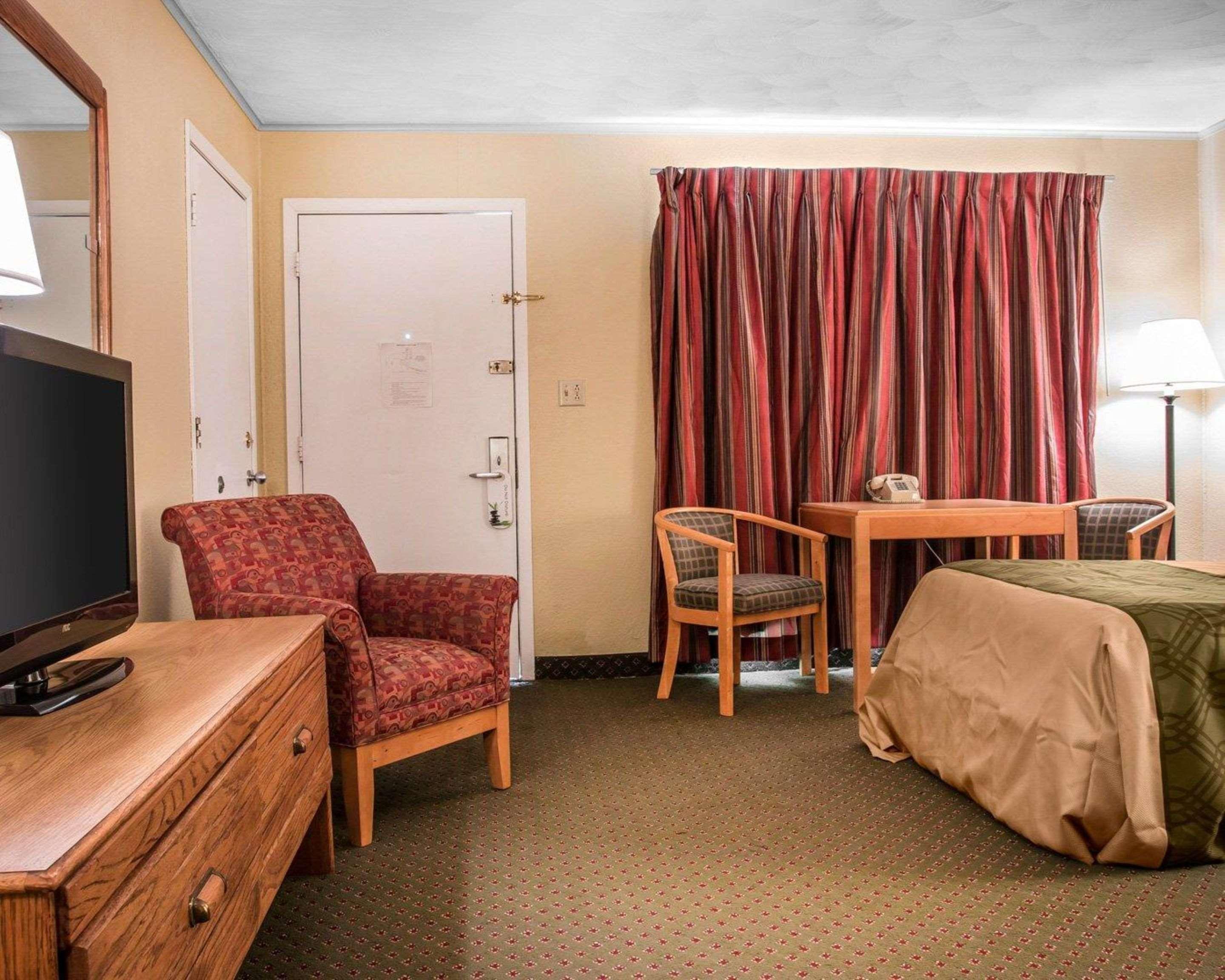 Quality Inn & Suites Munising Wetmore ภายนอก รูปภาพ