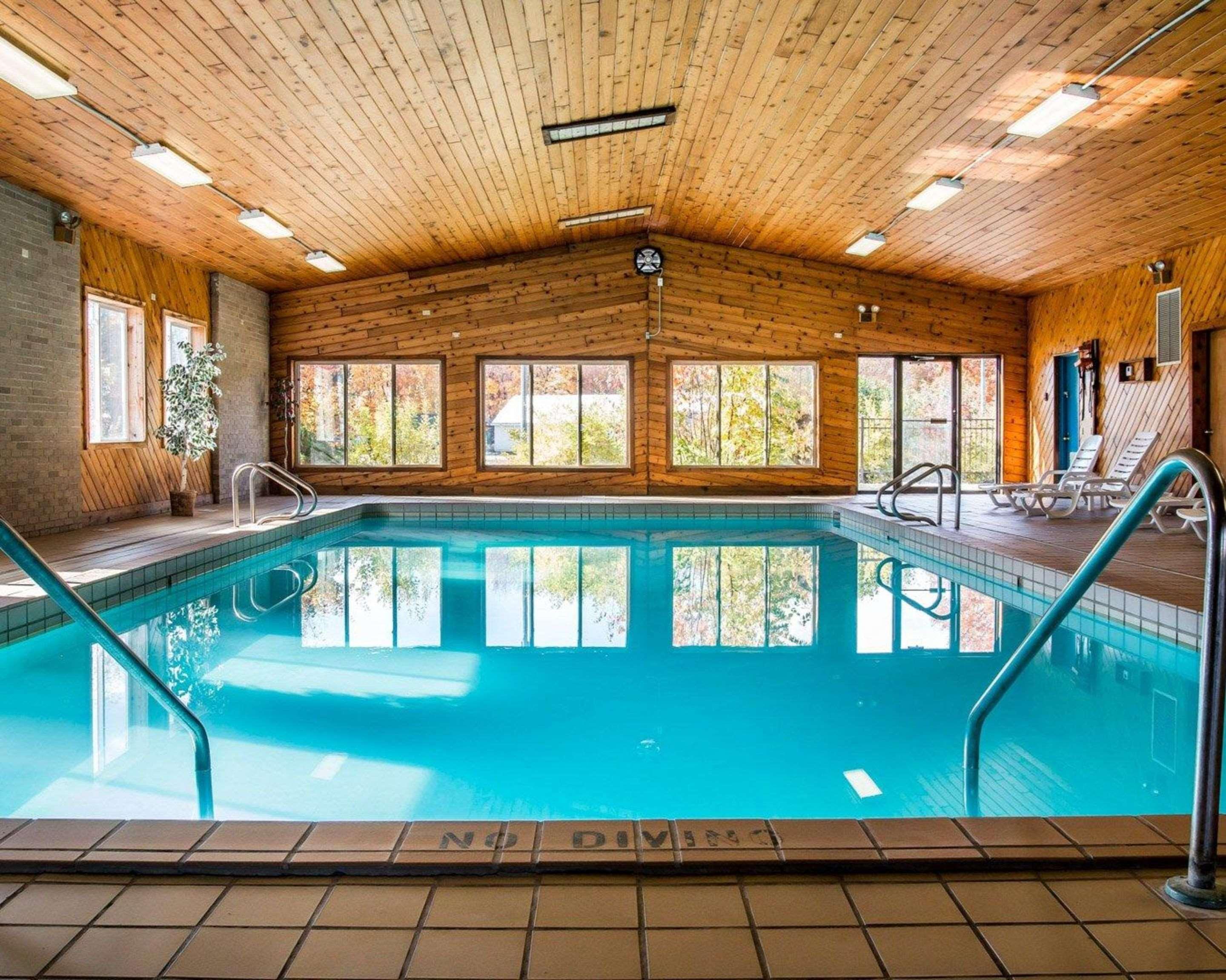 Quality Inn & Suites Munising Wetmore ภายนอก รูปภาพ
