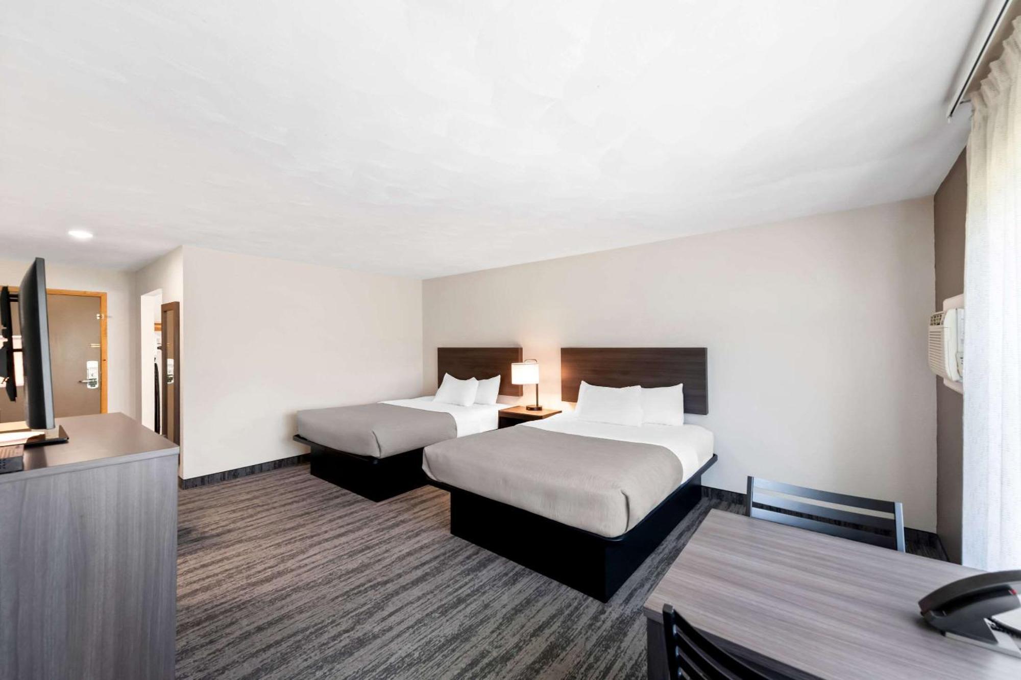Quality Inn & Suites Munising Wetmore ภายนอก รูปภาพ