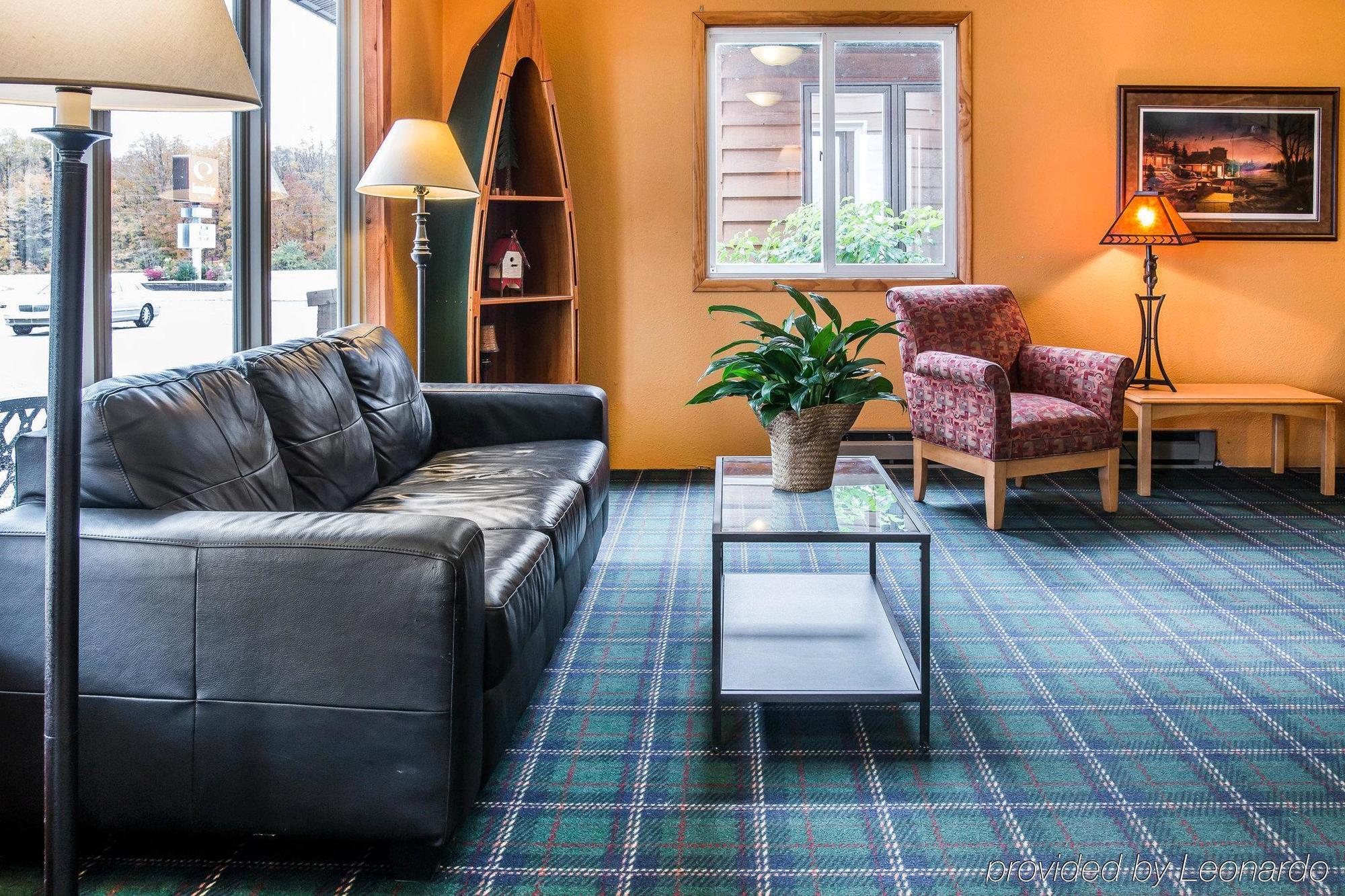Quality Inn & Suites Munising Wetmore ภายนอก รูปภาพ