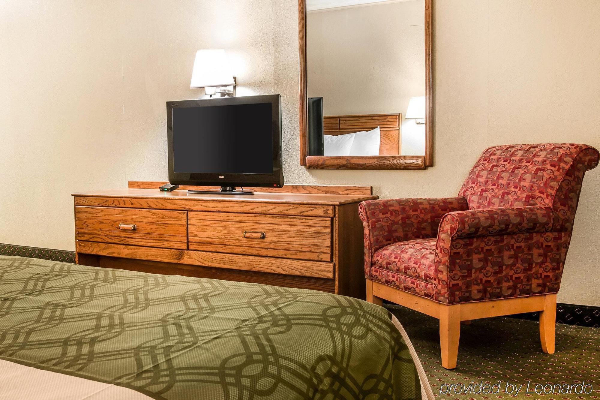 Quality Inn & Suites Munising Wetmore ภายนอก รูปภาพ