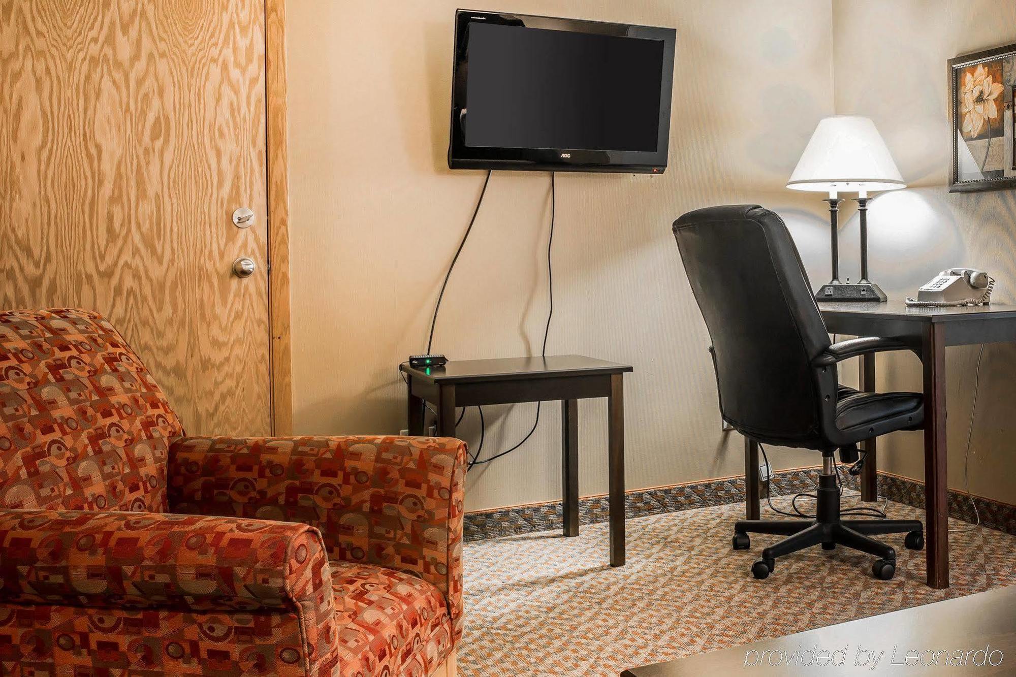 Quality Inn & Suites Munising Wetmore ภายนอก รูปภาพ